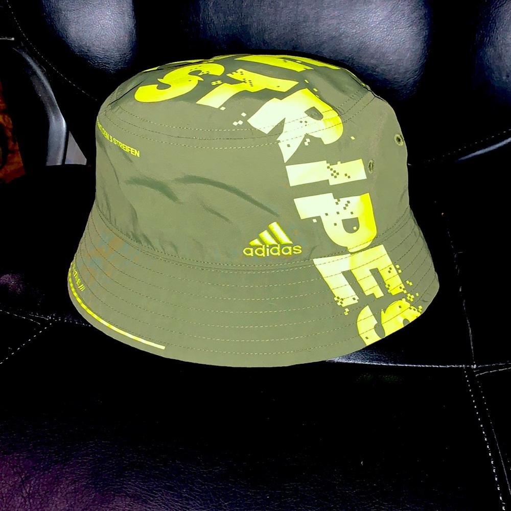 ADIDAS BUCKET